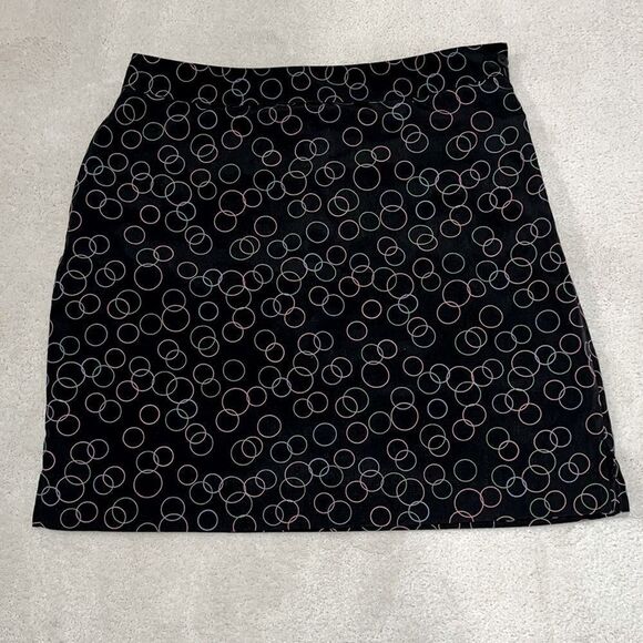 EP Pro Tech Women's Golf Skort Size 6 Black With Circle Design Side Zip … - Picture 1 of 7